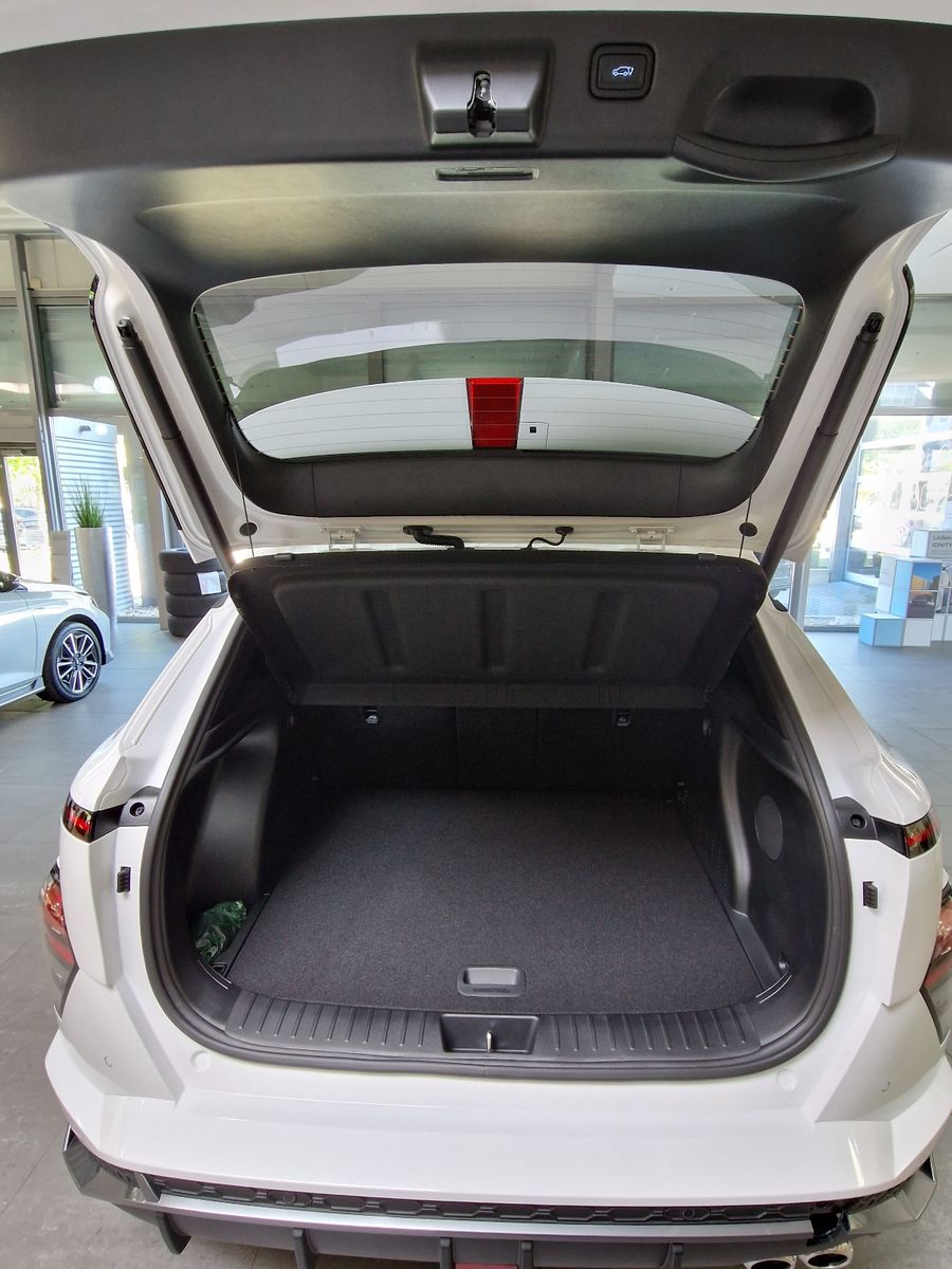 Fahrzeugabbildung Hyundai KONA SX2 1.6 T-GDI 4WD N-LINE DCT ULTIMATE BOSE