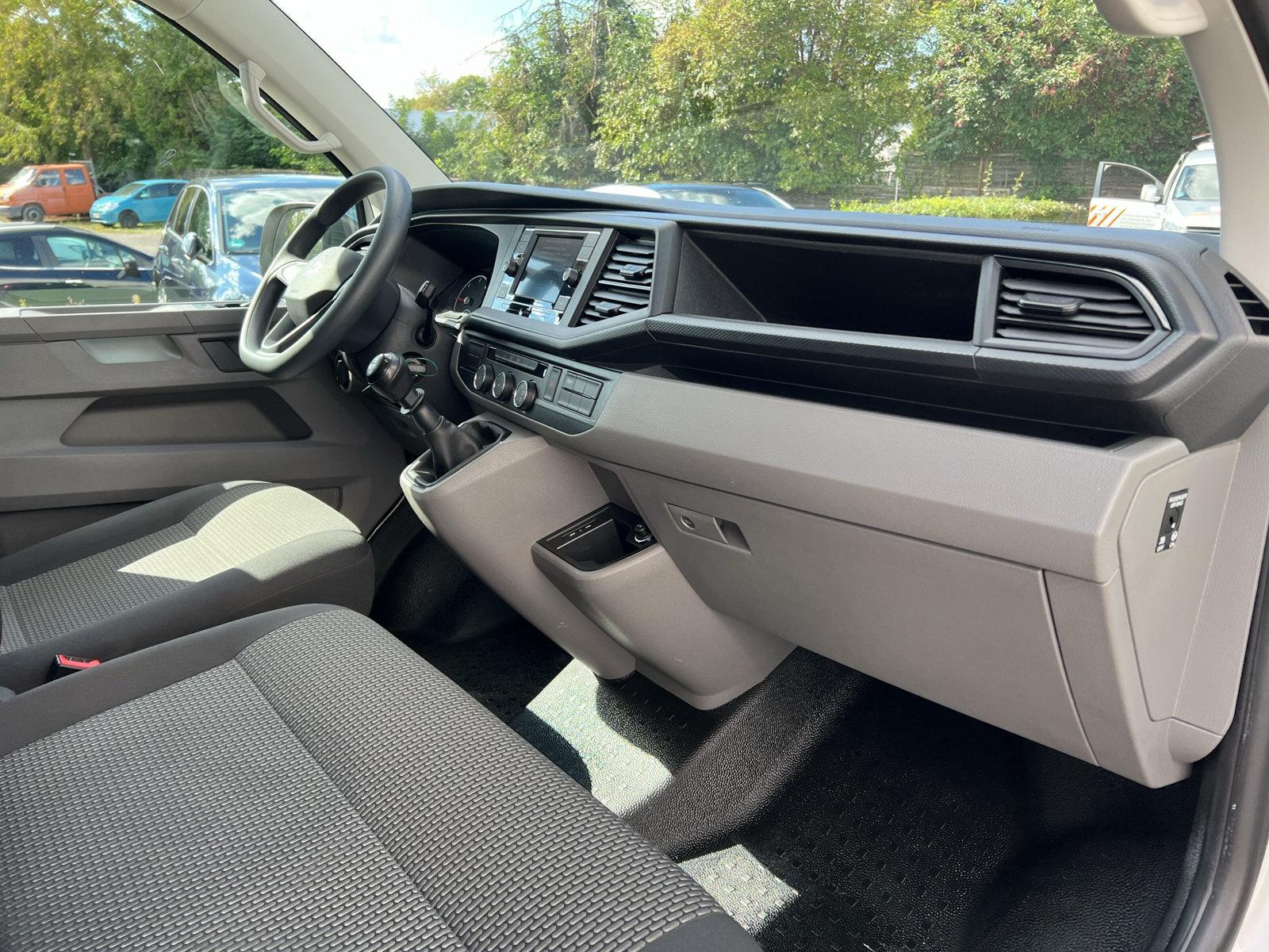 Volkswagen T6 Transporter 2.0 TDI Klima DAB Parkpilot