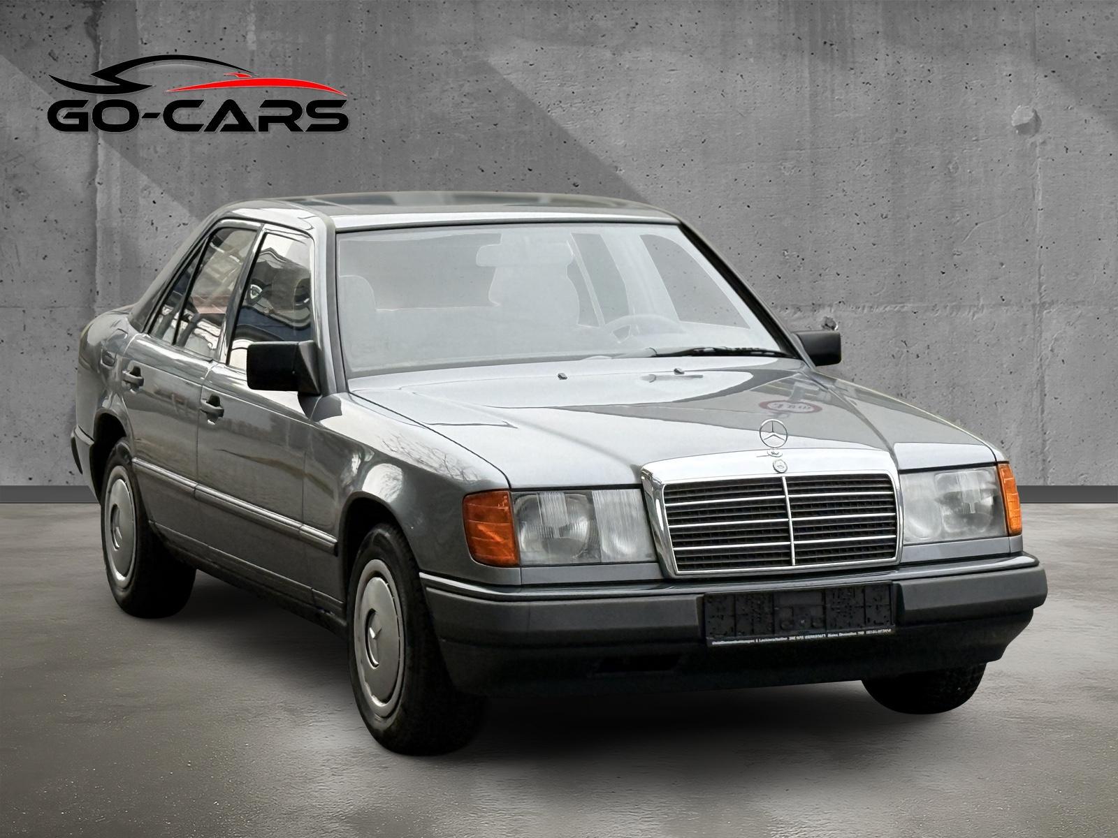Mercedes-Benz 230 E