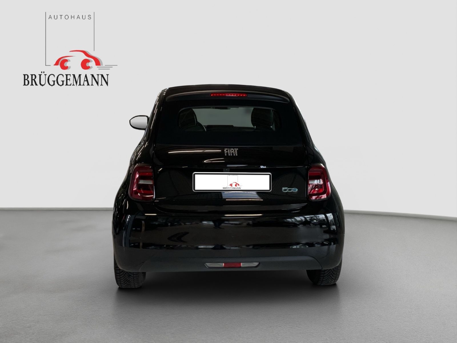 Fahrzeugabbildung Fiat 500e Cabrio + Komfort Paket