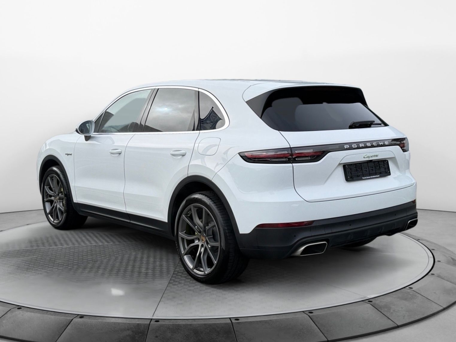 Porsche Cayenne 3.0 E-Hybrid KAM CarPlay AHK foto 3