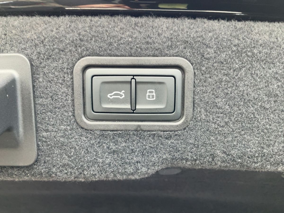 Audi A8 - Bild 15