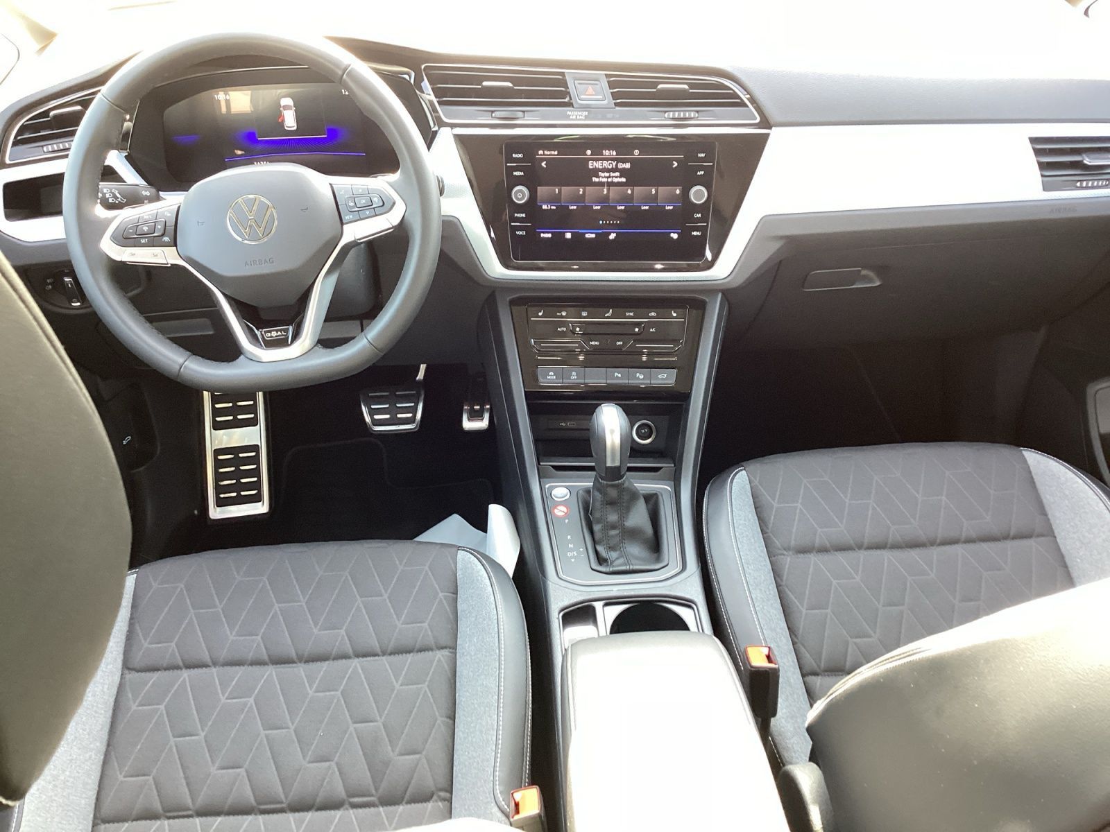 Volkswagen Touran - Bild 8