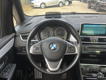 BMW 218 Active Tourer - 8
