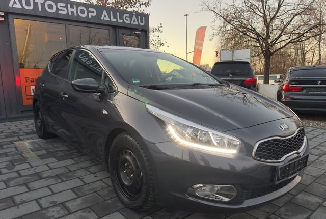 Kia cee'd 1.6 CRDi Dream Team Edition Dream Team