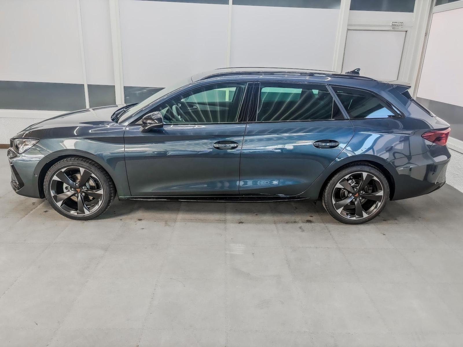 Cupra Leon Sportstourer 1.5 eTSI DSG AHK MATRIX INT...