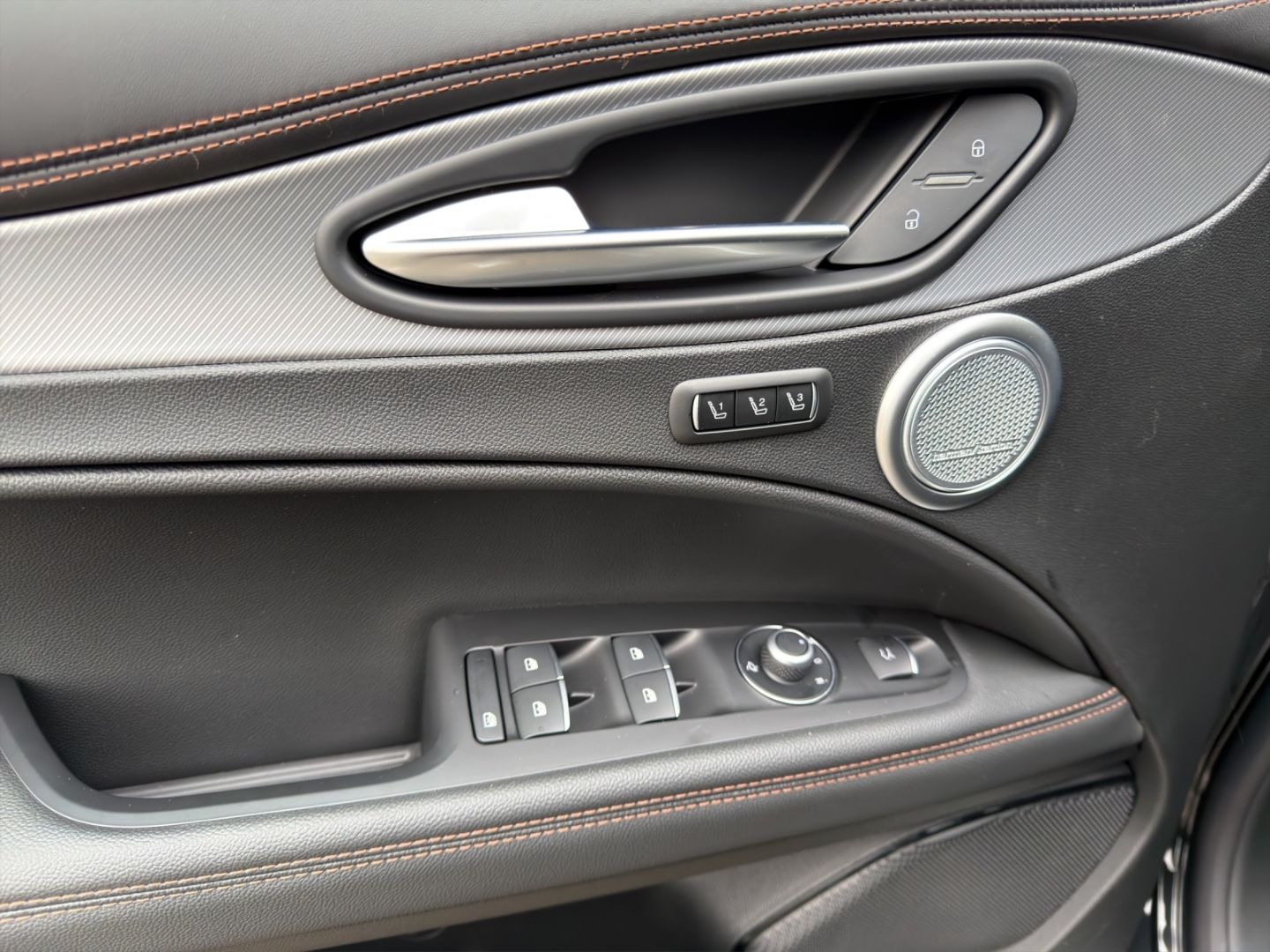 Alfa Romeo Stelvio - Bild 9