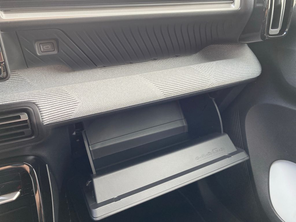 Fahrzeugabbildung Citroën e-C3 MAX *11 kW Lader*Cam*LED*17 Zoll*Navi*