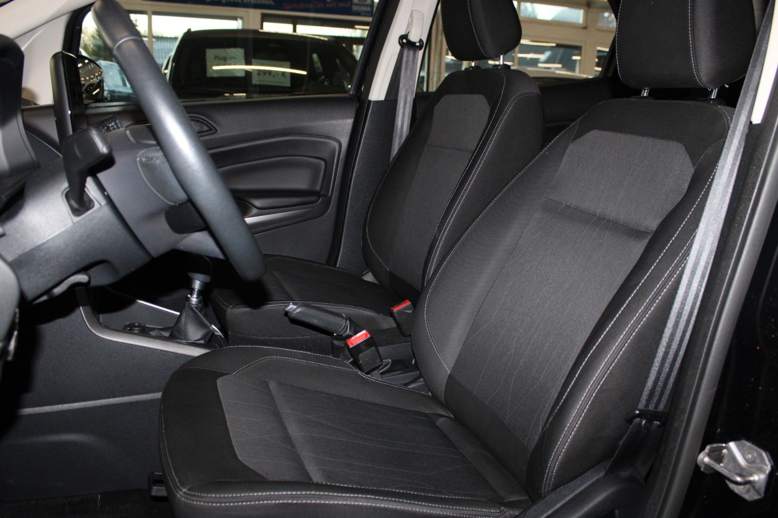 Fahrzeugabbildung Ford EcoSport Cool & Connect  LED KLIMA WinterPaket