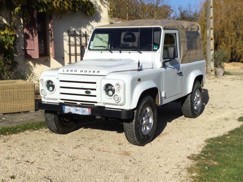 Land Rover Defender