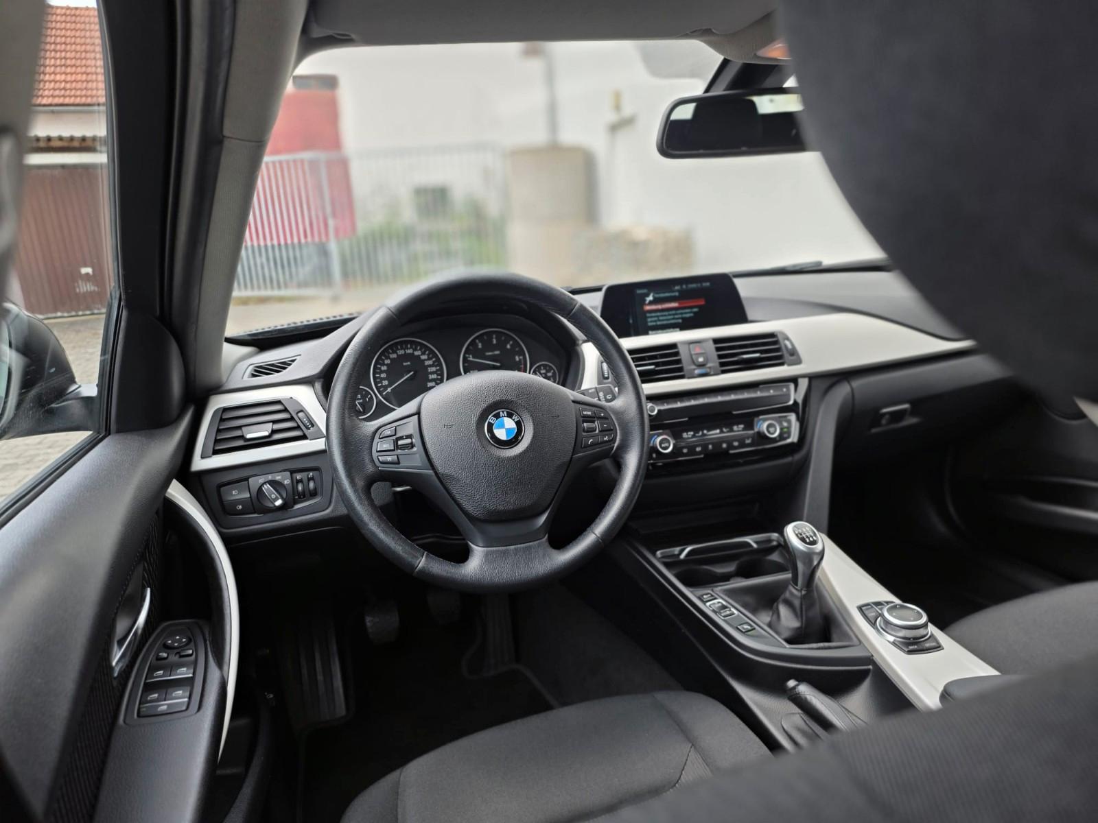 BMW 318D TOURING 150CH - ADVANTAGE - BVM - ATTELAGE