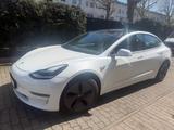 Tesla MODEL 3 LONG RANGE DUAL AWD|HV-BATTERIE NEU - Tesla Model 3 in Berlin