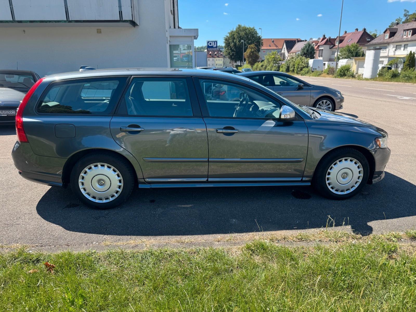 Volvo V50 Kombi D2 R-Design Pro Edition
