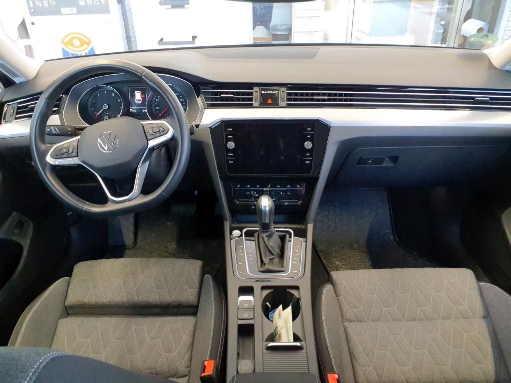 Fahrzeugabbildung Volkswagen Passat Variant TSI Business DSG Matrix Navi ACC