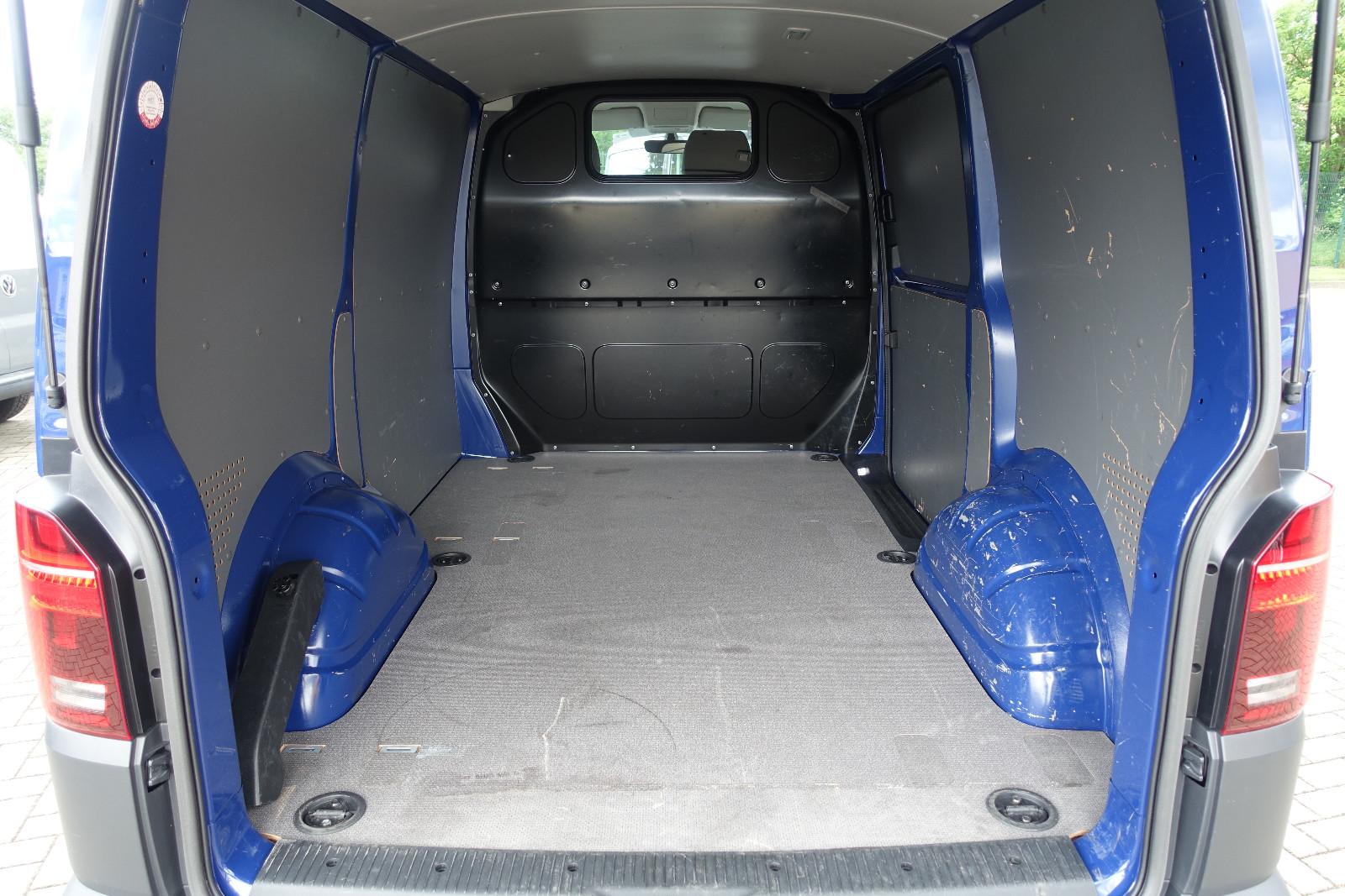 Volkswagen T6.1 Kasten 4MOTION*LED*ACC*Navi*AppleCarPlay*