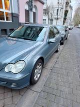 Mercedes-Benz 200 - Mercedes-Benz 200 aus 2005