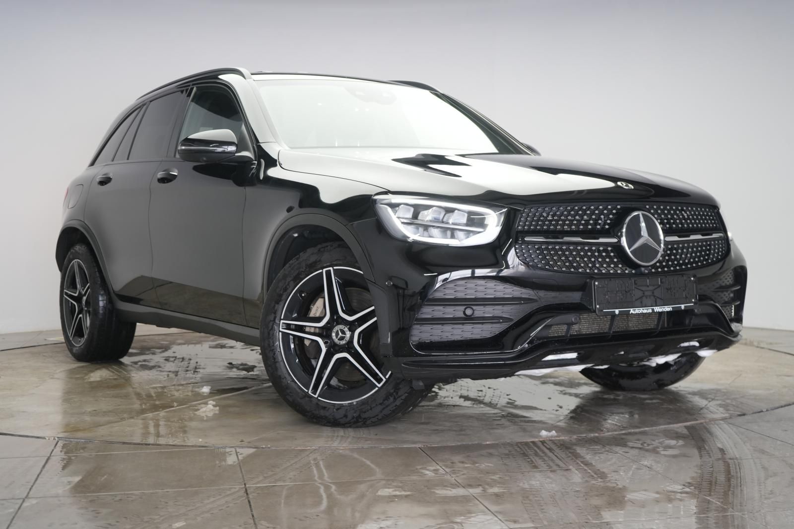 MERCEDES-BENZ GLC 300 d 4Matic 9G-Tronic AMG Distronic/Kamera/