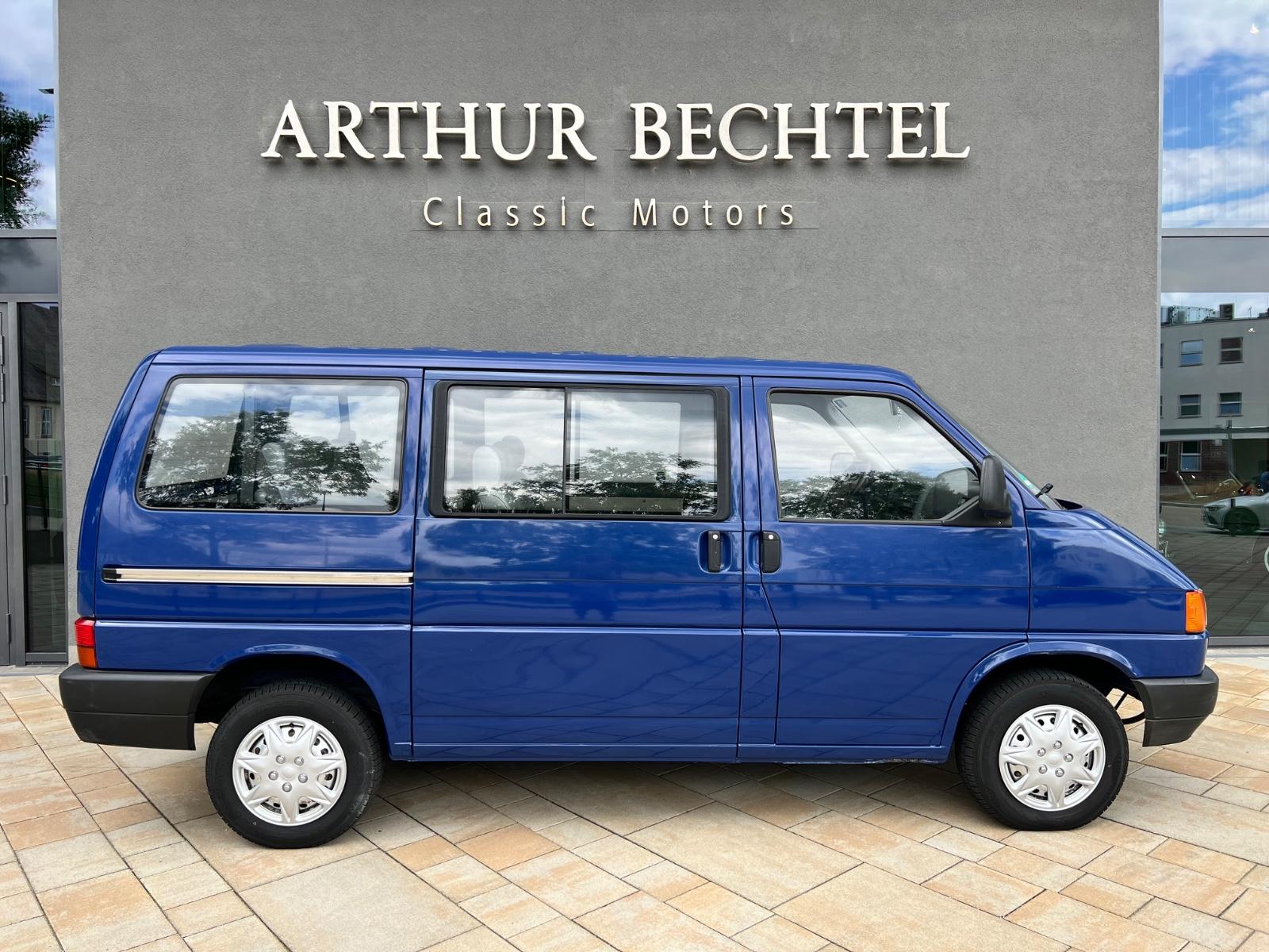 Volkswagen T4 Bus Oldtimer 