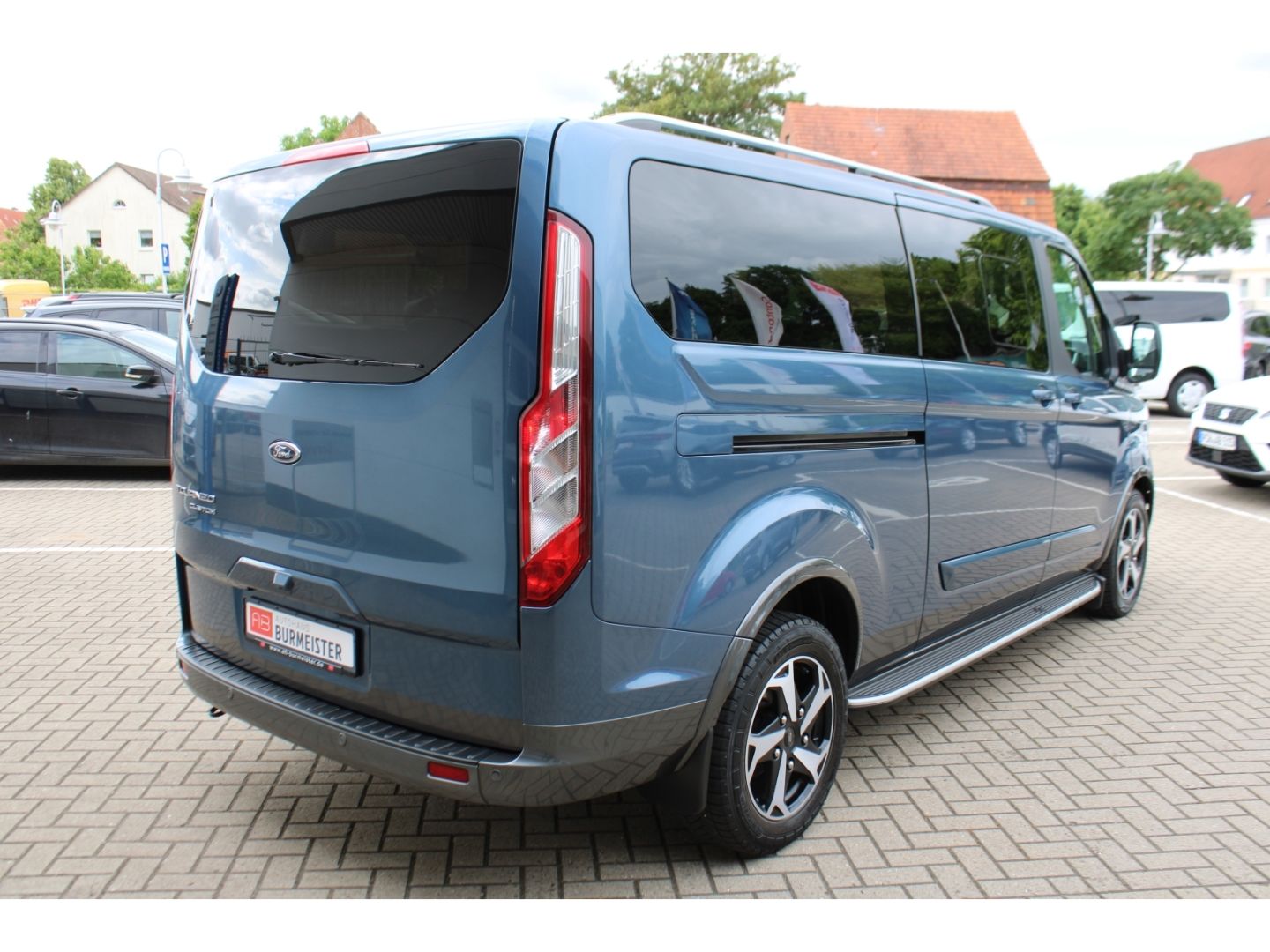 FORD Tourneo Custom 320 Titanium X 2.0 TDCi L2 Active - Image 5