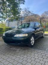 Opel Vectra 1.6 16V Edition 100 Top gepflegt  - Opel Vectra in Mainz