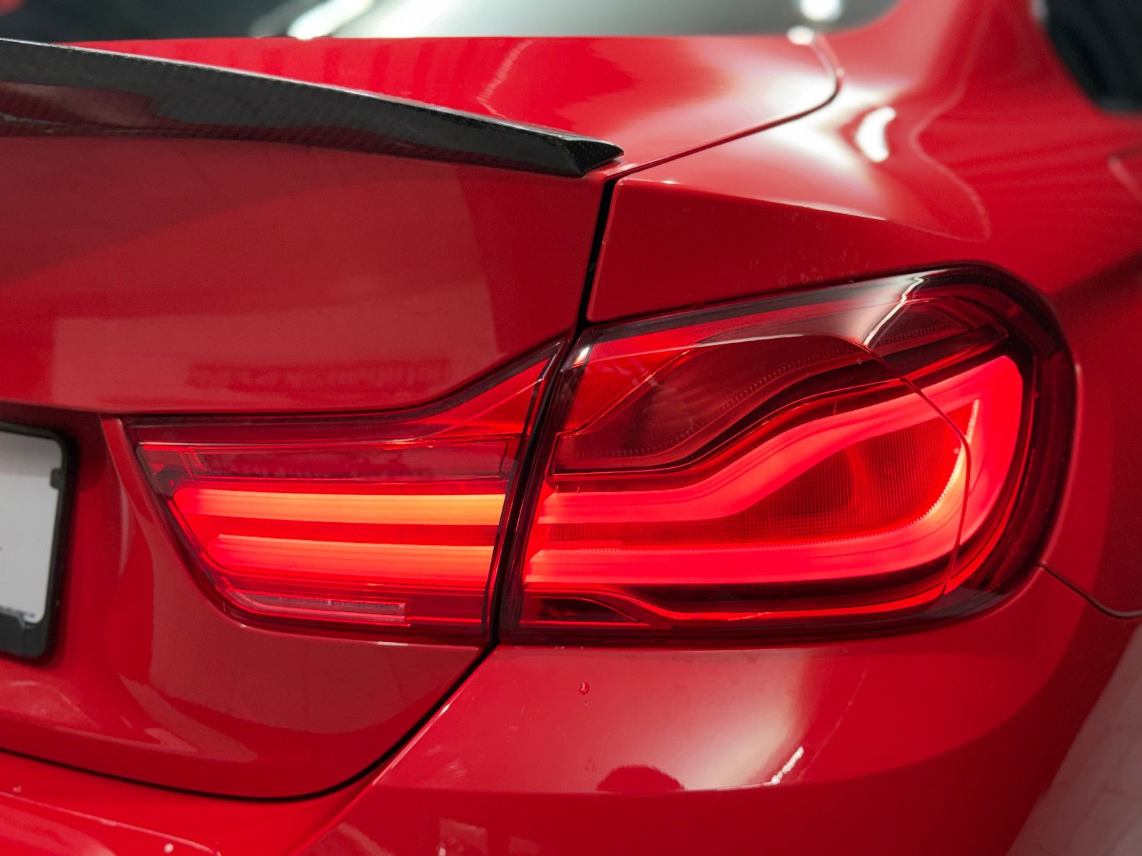 Fahrzeugabbildung BMW M4 Coupe |LCI|INDIVIDUAL|AULITZKY|KW|H/K|