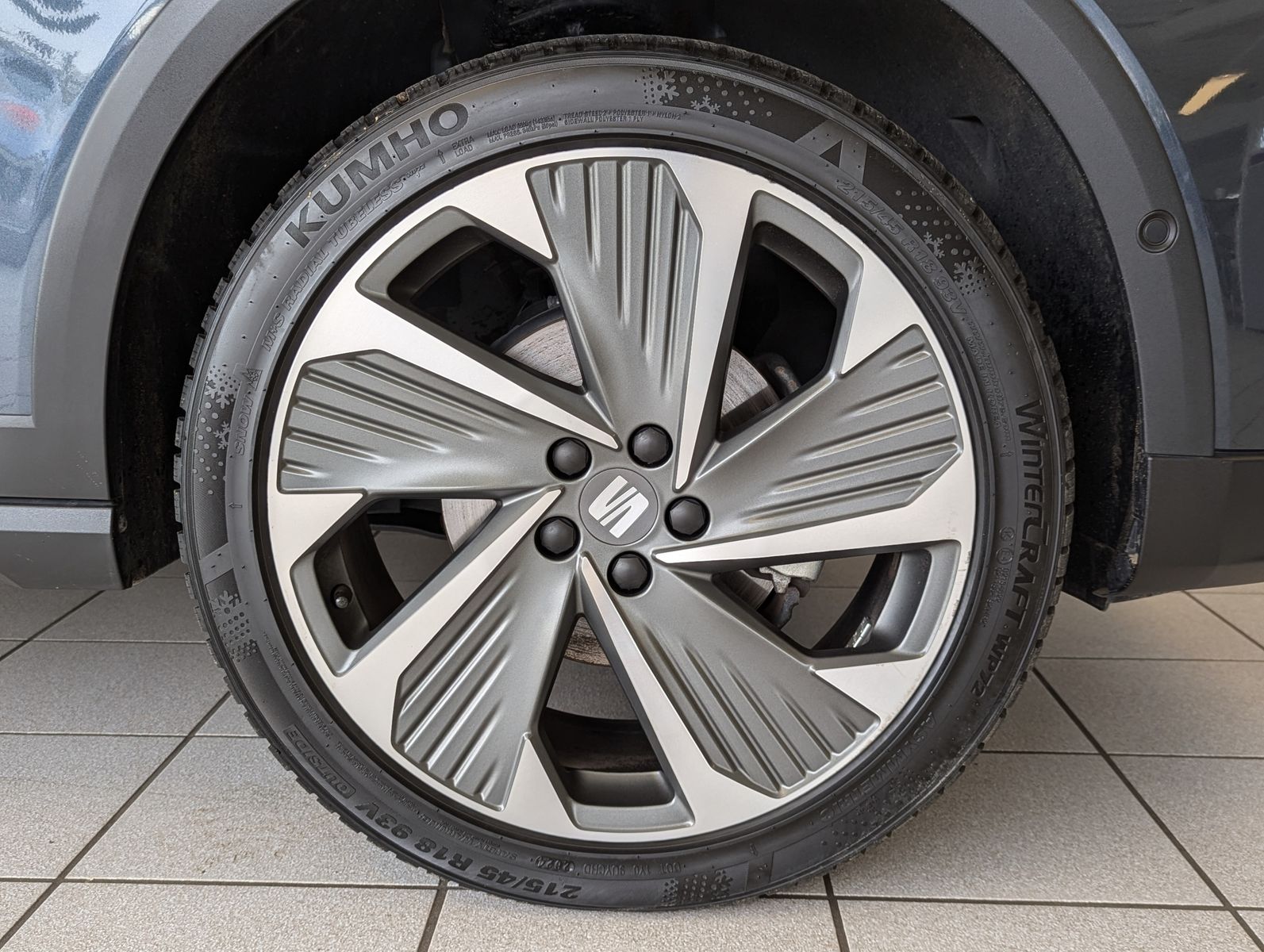 Fahrzeugabbildung SEAT Arona 1.0 TSI FR DSG LED Dinamica ACC AHK Kamera