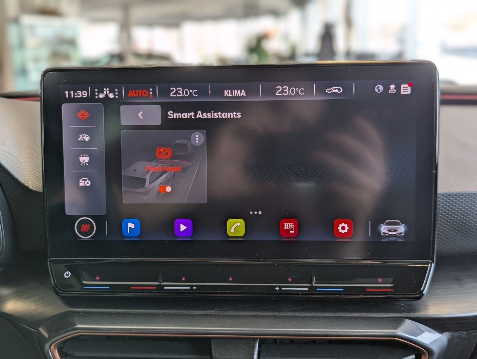 Fahrzeugabbildung CUPRA Leon 2.0 TSI VZ 4Drive Vision+ Matrix Pano ACC