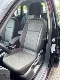 Volkswagen Tiguan - 10