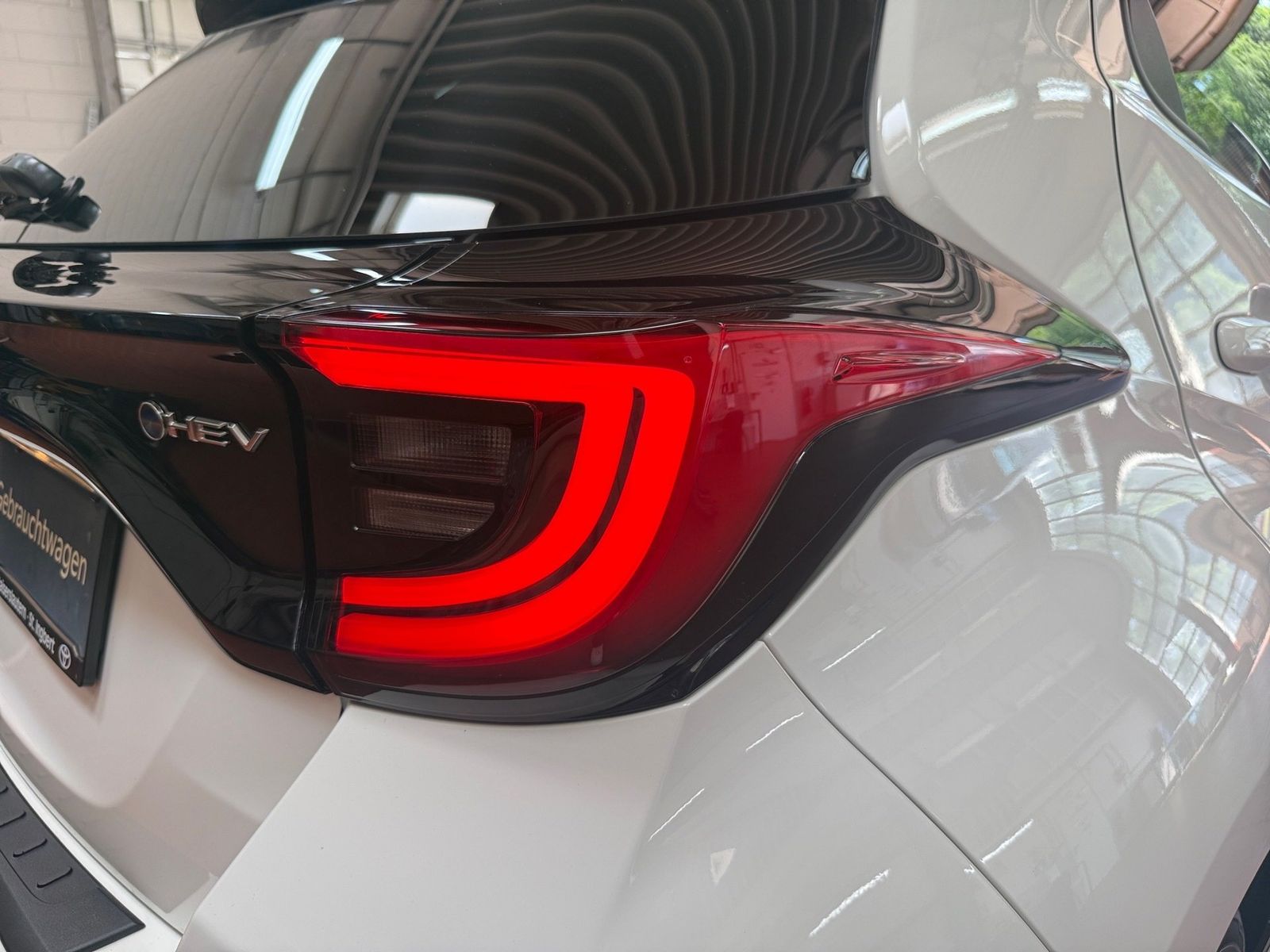 Fahrzeugabbildung Toyota Yaris 1.5 Teamplayer m. Comfort-Paket LED,SHZ,Ka