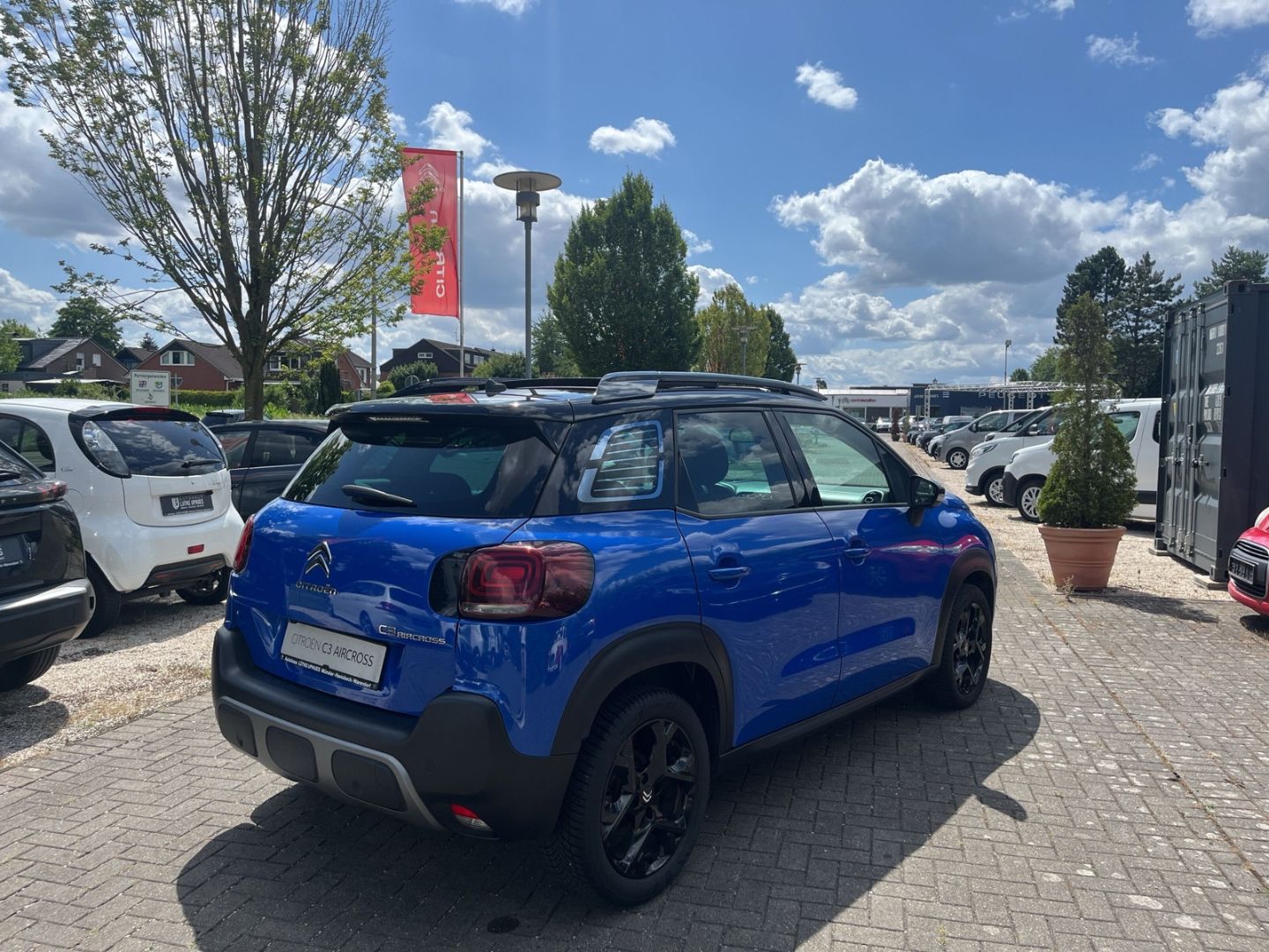 Fahrzeugabbildung Citroën C3 Aircross 1.2 PureTech 130 S&S EAT6 Max Navi