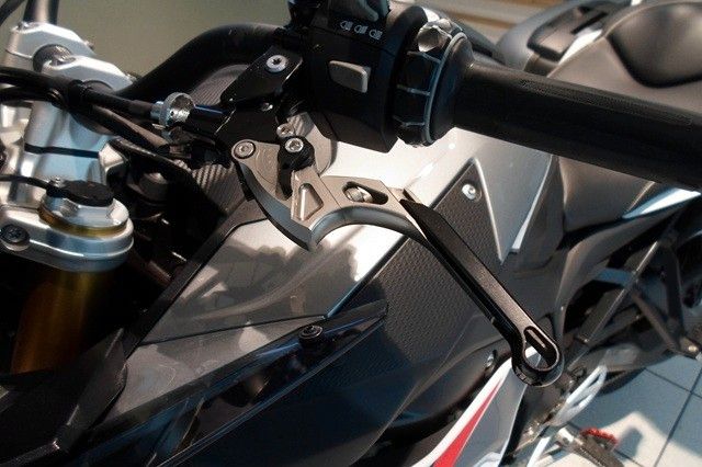 Fahrzeugabbildung BMW S1000XR mit Seitenkoffern