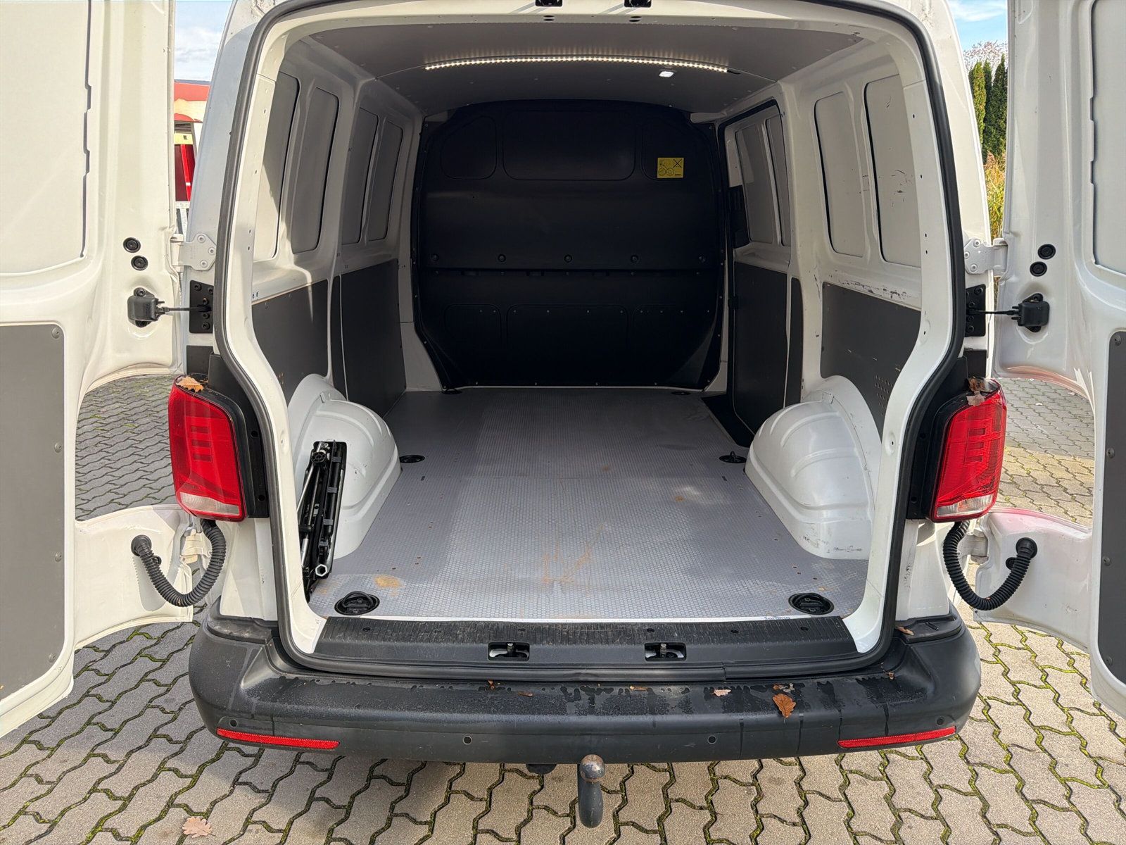 T6.1 Transporter Kasten Tdi KR Klima LED AZV EPC