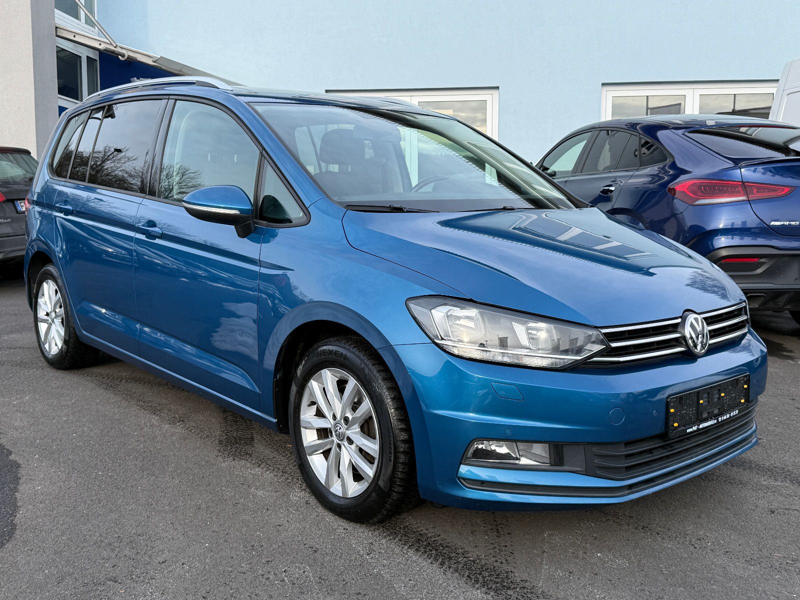 Fahrzeugabbildung Volkswagen Touran Comfortline ALLSTAR TSI ACC AHK Pano SHZ