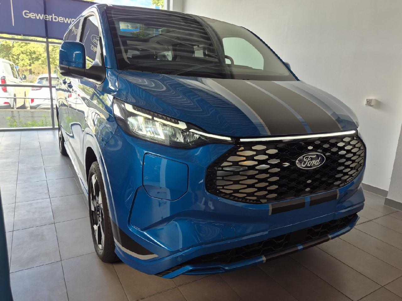Ford Tourneo Custom Sport Elektro 8-Sitzer