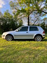Volkswagen Golf 1.6 TüV Neu, Klima, kaufen und fahren  - : Kaufen