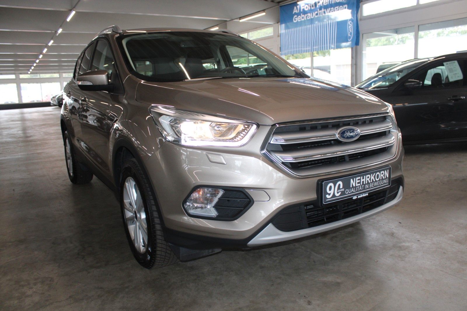 Fahrzeugabbildung Ford Kuga Titanium NAVI WinterPaket el. Heckklappe