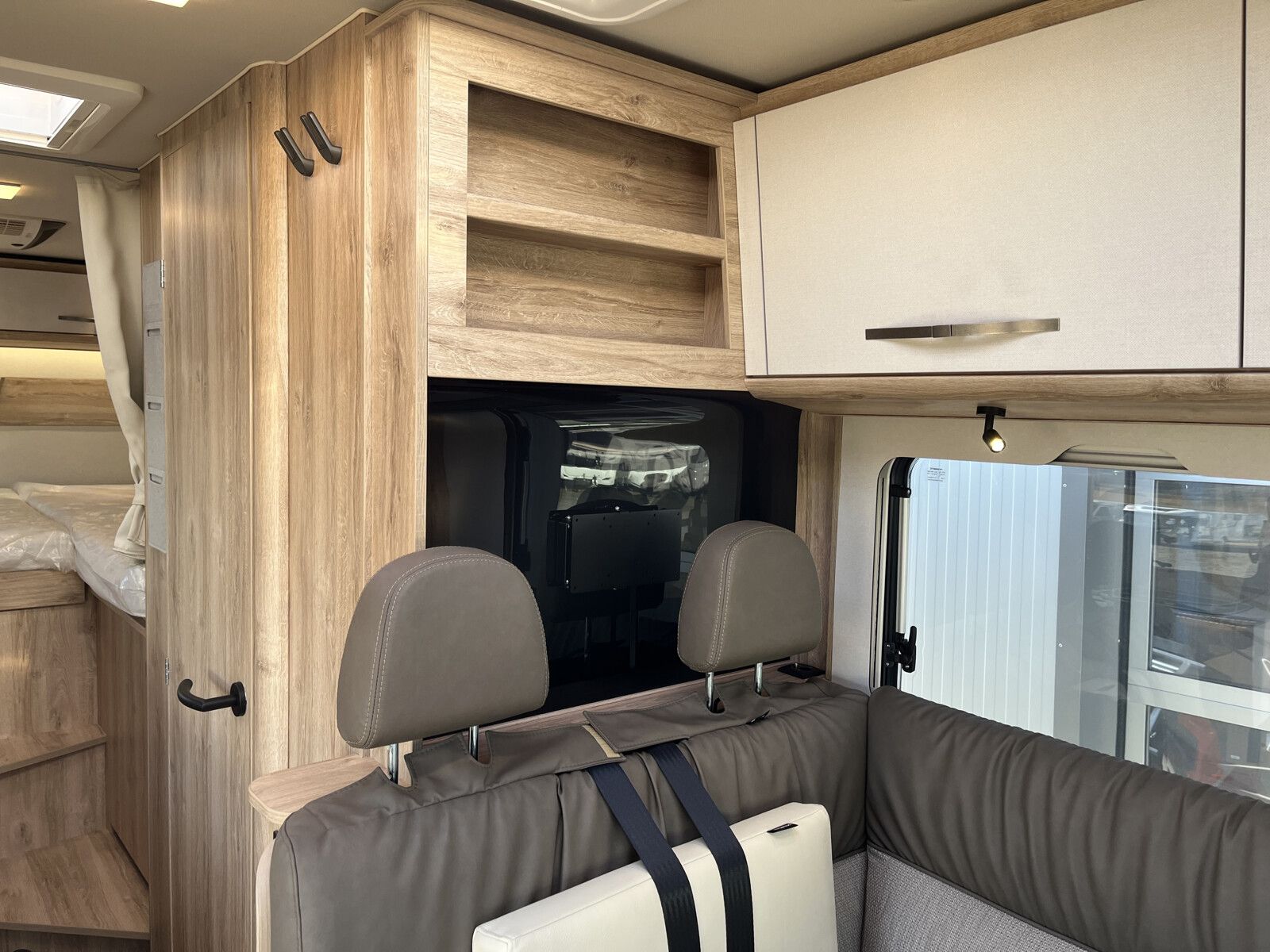 Fahrzeugabbildung Eura Mobil Profila T PT 660 EB Dachklima/Mark./Mondial