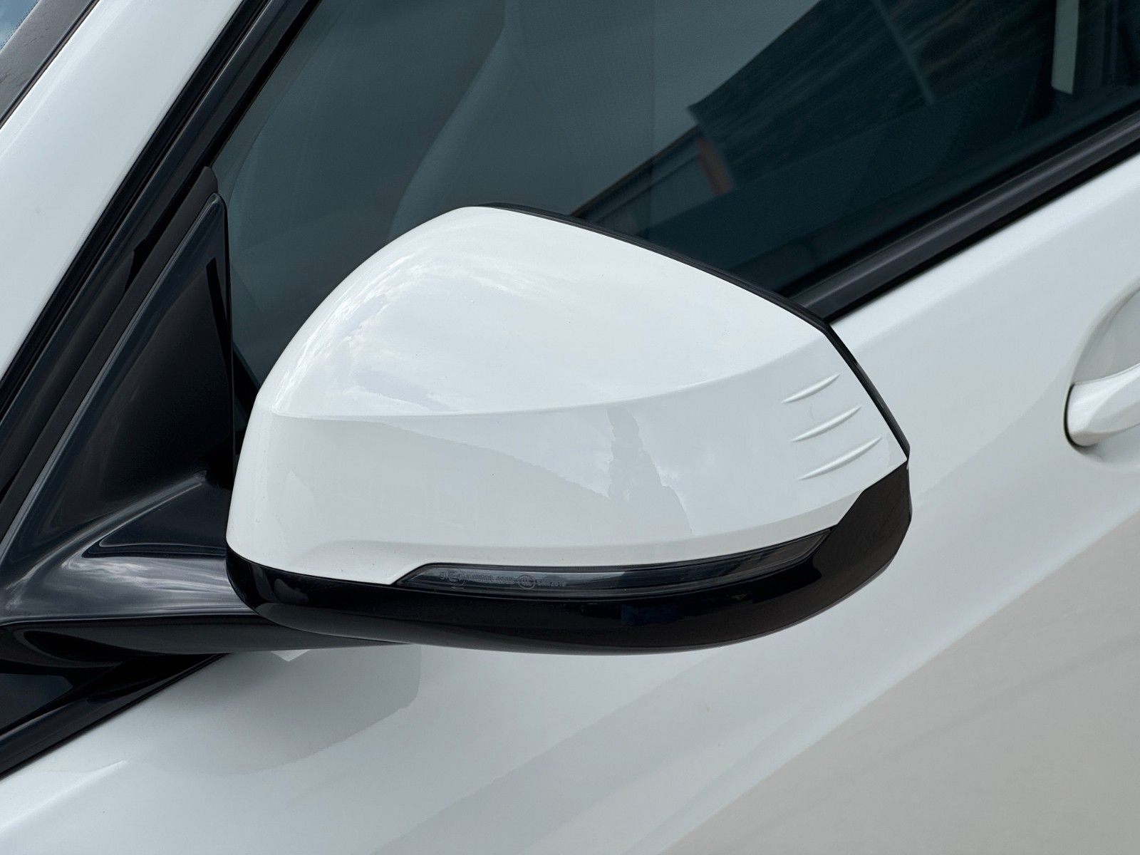 Fahrzeugabbildung BMW 120i Aut. Adap. LED CAM SHZ LHZ KZG CarPlay