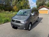 Volkswagen T5 Multivan 4Motion Highline 2.0 BITDI - graue Volkswagen T5 Multivan