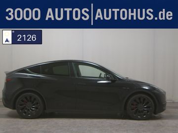 Tesla Model Y AWD Performance NAVI KLIMAAUT SHZ RFK