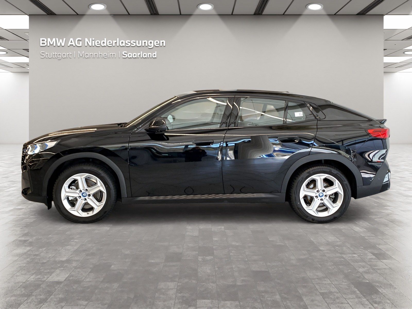 BMW iX2 - Bild 3