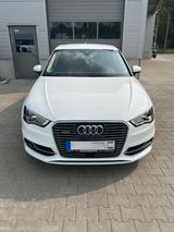 Audi A3 Sportback e-tron ambition - Audi A3 mit Hybrid-Antrieb: Ambition