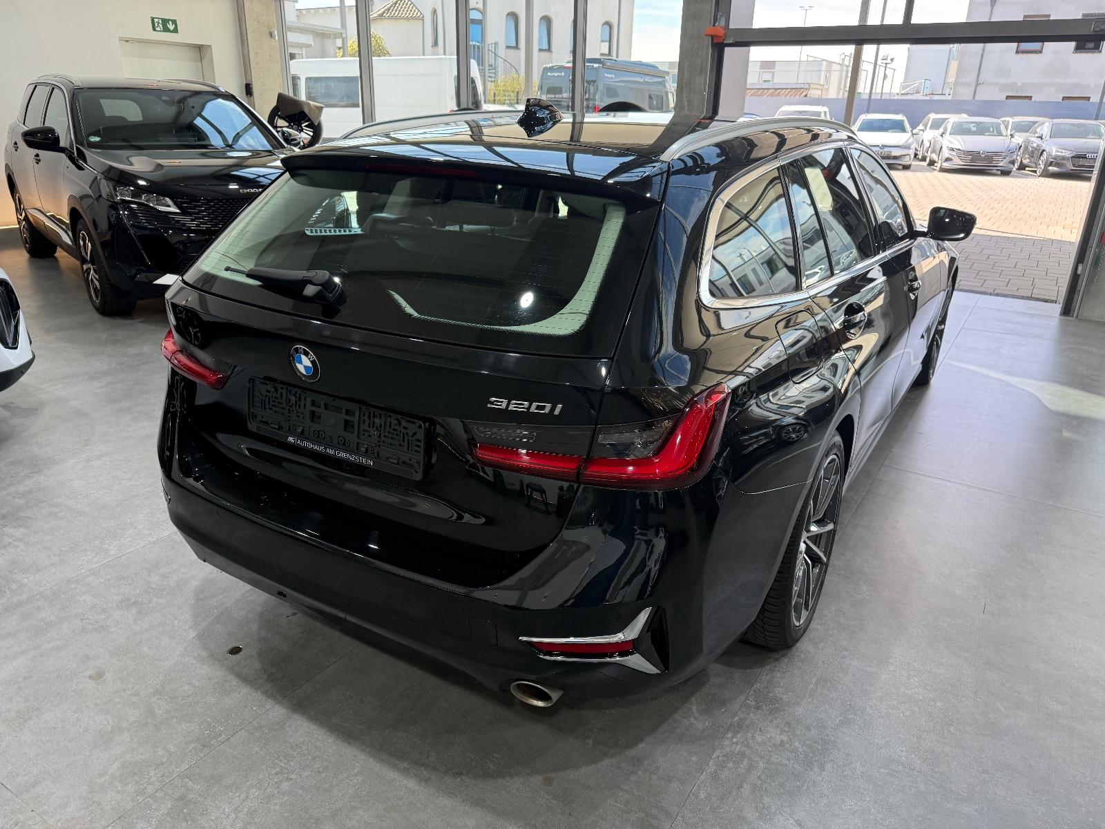 BMW 3 Series iT Luxury Line*LED*Ambiente*DTC*PDC*Leder*, миниатюра 7