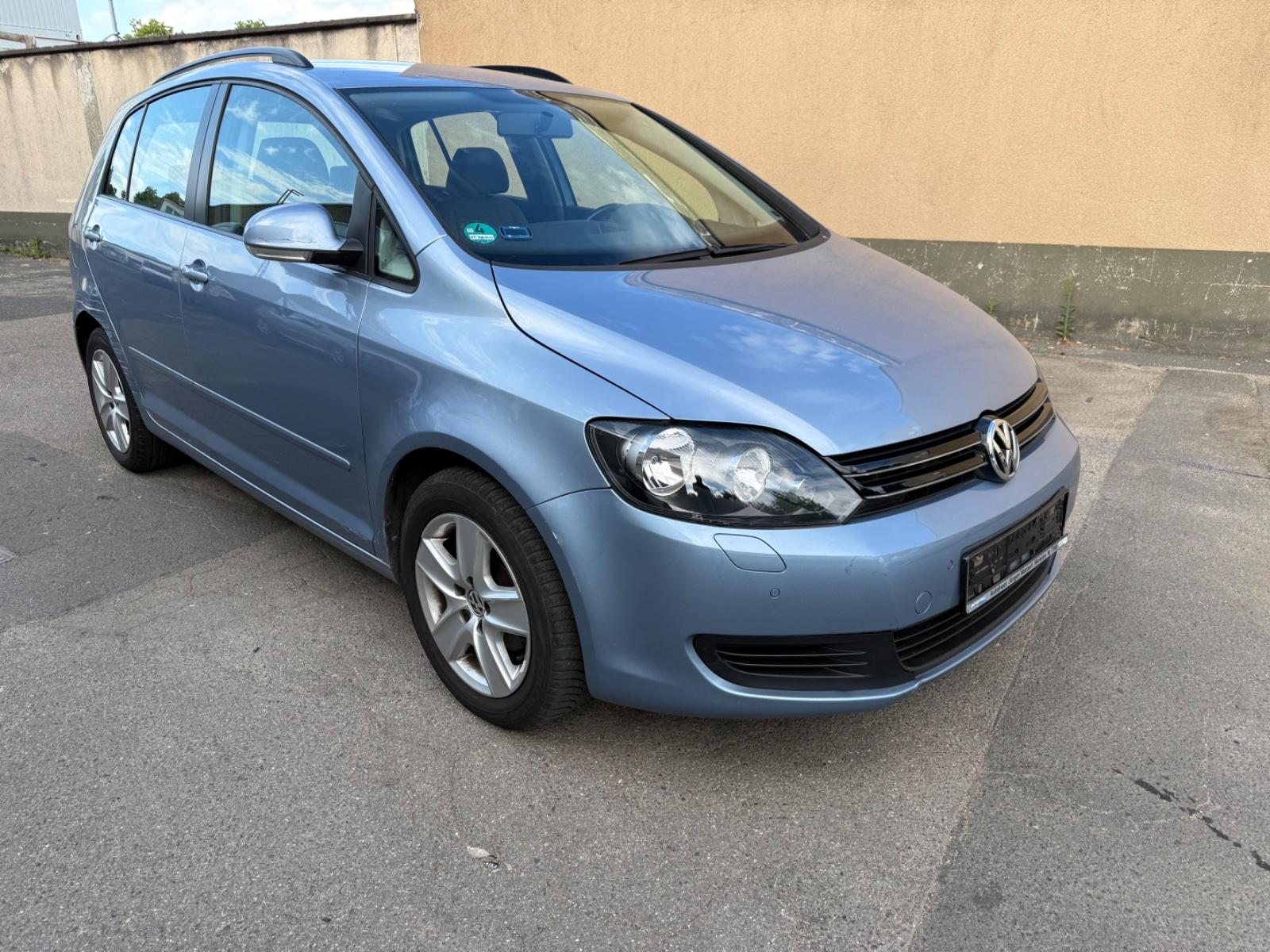 Volkswagen Golf Plus 1.6-PDC NAVI SHZ ALU TEMPOMAT