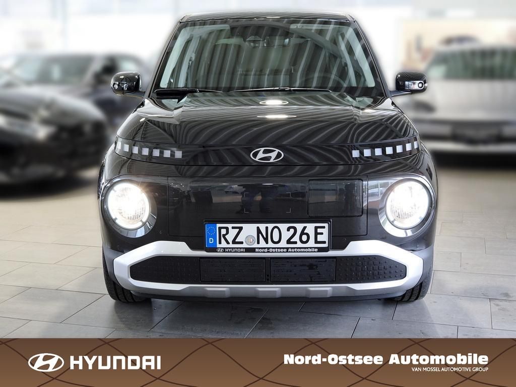 Fahrzeugabbildung Hyundai INSTER EV Trend Effizi-P Designelemente Schwarz
