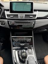 BMW 220 Active Tourer 220d xDrive Steptronic Spo... - BMW 220 Active Tourer in München