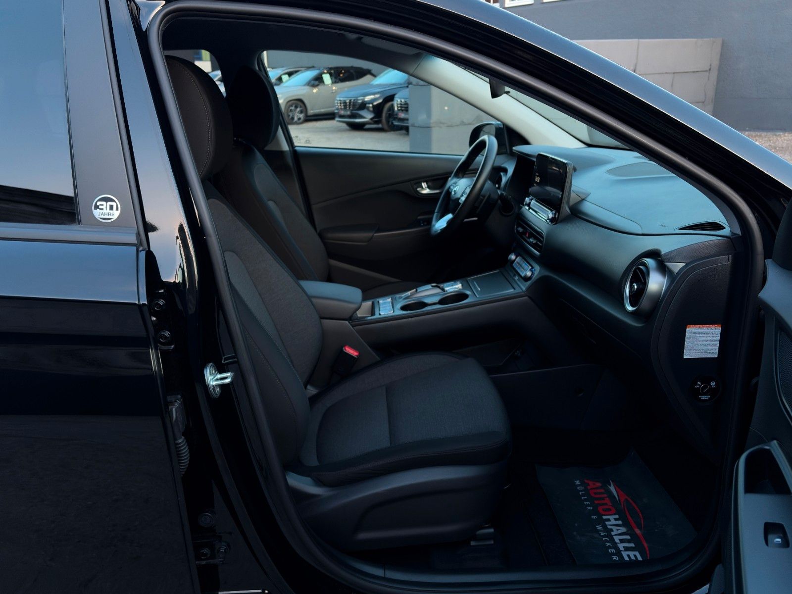 Fahrzeugabbildung Hyundai Kona Edition 30+ Elektro 2WD CarPlay LKA PDC LFA