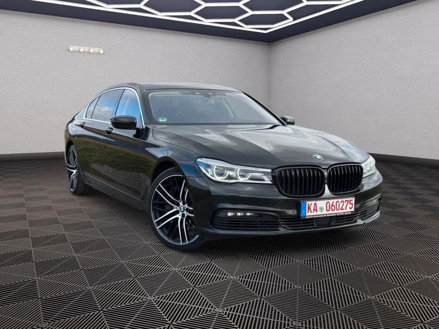 BMW 750 L d xDrive*DVD*HUD*Massage*Skyline Panorama*