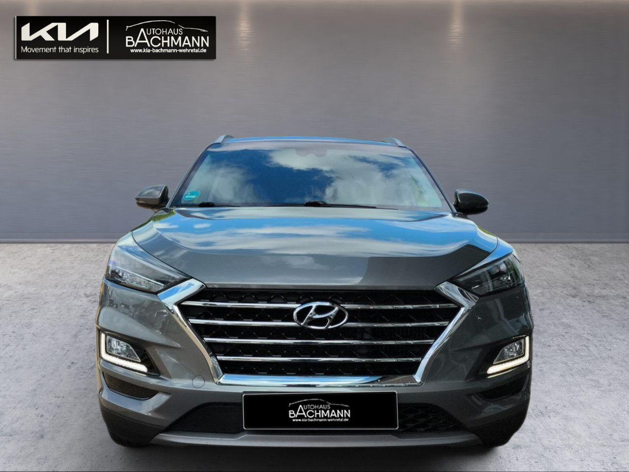 Hyundai Tucson 1.6 Style 4WD/Standheizung/AHV/Navi LED
