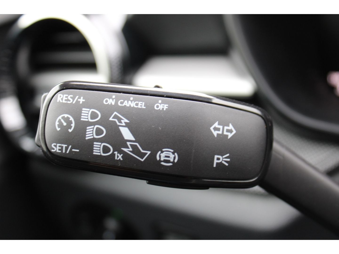 SKODA Fabia 1.0 TSI Sonderm. 130 Jahre LED GRA PDC RFK - Image 16